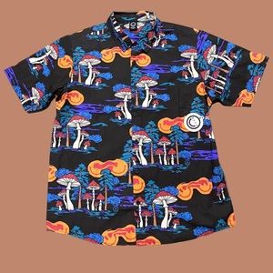 Neff Mushroom Short Sleeve Shirt, Mens Medium, NWT